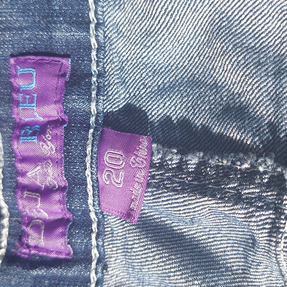 DEJA BLEU New York size 20 Capri Blue Jeans Great for Spring
